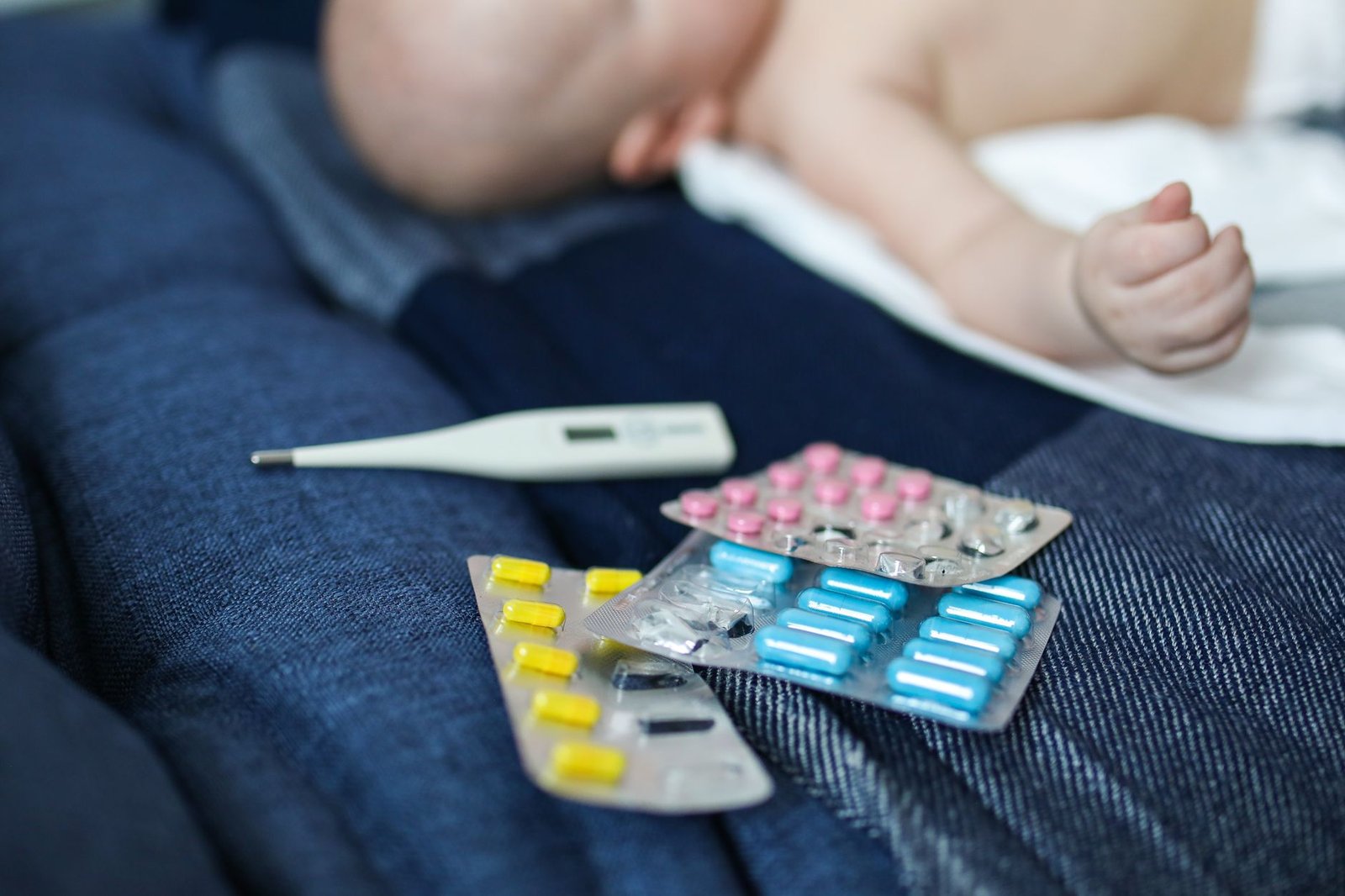 Can I Take Tylenol with Prednisone? Safety Check