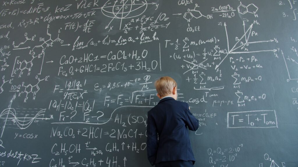 Einstein Syndrome: Late Talkers, Big Brains?