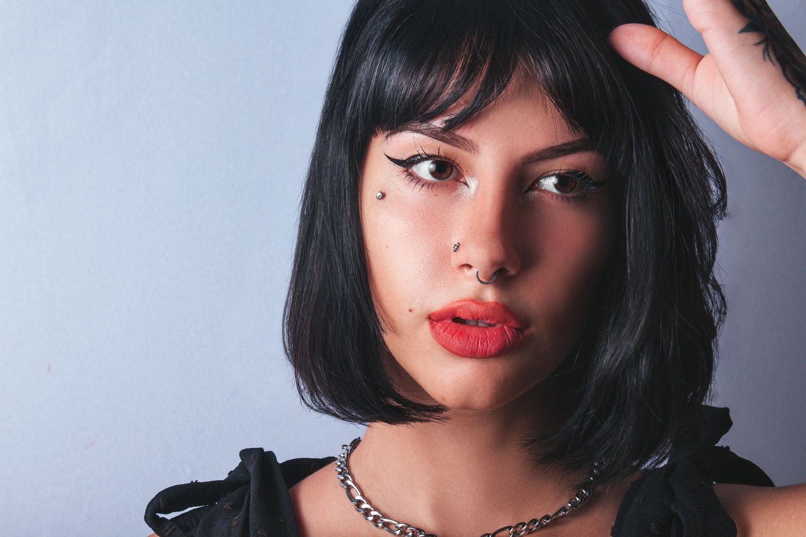 Fourchette Piercing: Your Guide to This Bold Move