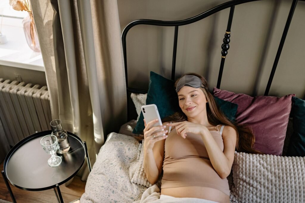 How to Use Pregnancy Pillow: Sleep Like a Queen