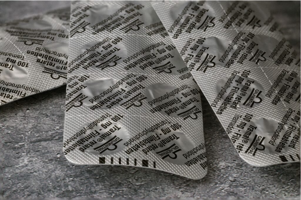 Tramadol vs Hydrocodone: Pain Relief Showdown
